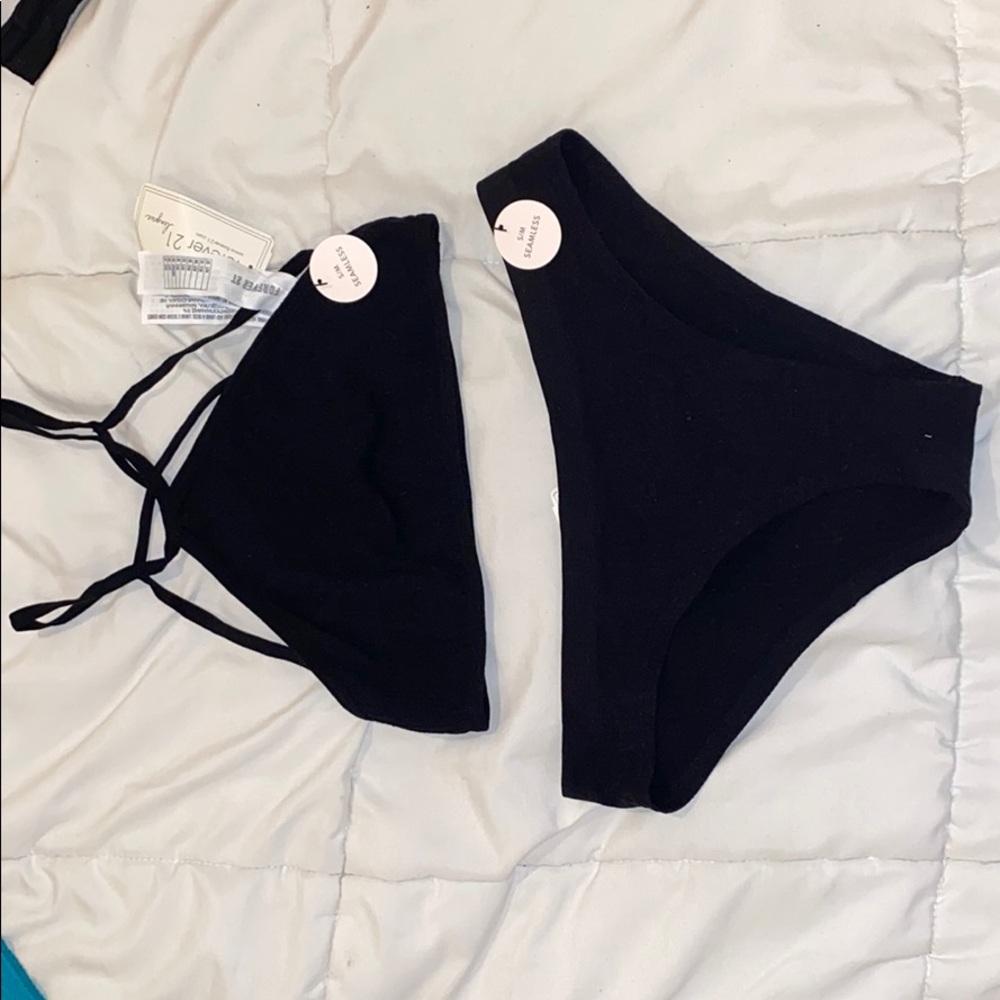 Knit halter